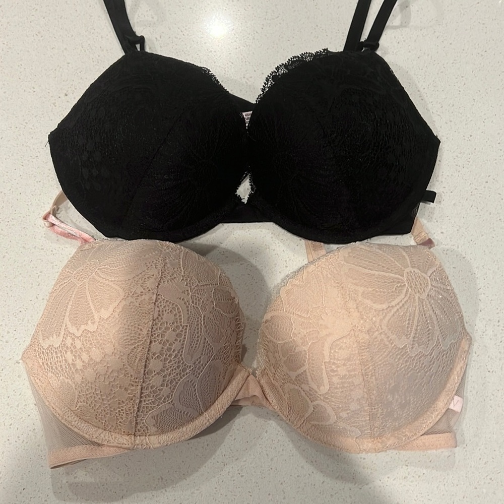 Victoria’s Secret sexy tee push up bras 32d